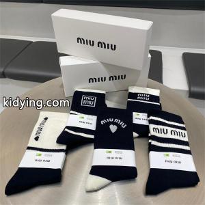 ミュウミュウ スーパーコピーコピー miu miu スーパーコピー  ソックス レディース 靴下 5足セット人気オシャレ使い勝手kidying261b45fC