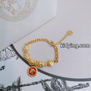 人気トレンド☆versace コピーヴェルサーチ コピーブレスレットコピー ☆アクセサリー特別感溢れるおしゃれコーデkidying26bWvKje