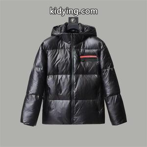 prada コピー プラダ コピー 人気 ブラック レッドラインアクセント 高級 防寒 スーパーコピー ダウンジャケットkidying26faGjmu