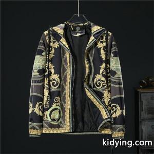 コスパ最高のプライス 秋冬 ヴェルサーチ コピー versace コピー ブルゾン コピー 激安(日本最大級)kidying26DK1vyu