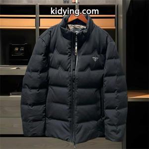 プラダ コピーブランド スーパーコピー ダウンジャケット 防寒 軽量 シンプル スタイリッシュ 冬服 アウター prada コピーブランドkidying26HvObSb