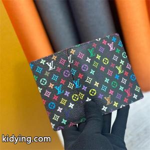 ルイヴィトン スーパーコピー スーパーコピー カジュアル 可愛い マルチカラー 二つ折り財布 LOUIS vuitton スーパーコピーkidying26zeyCme