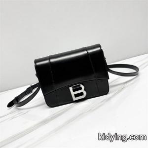 春夏 新作 balenciaga コピーショルダーバッグ バレンシアガ コピー 大人気☆NEW!! レディース_スーパーコピーブランド激安通販 専門店kidying26j8X9re