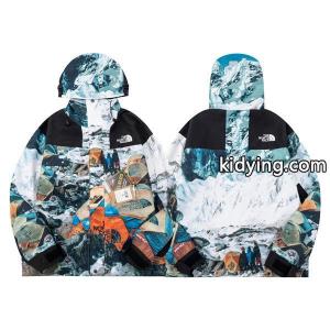 The North face コピーブランド  x INVINCIBLE Printed Nuptse Jacket シュプリーム コピーブランド秋冬もちろん主役級  supreme コピーブランド ジャケットスーパーコピーブランド激安通販 専門店kidying26SHvCKD