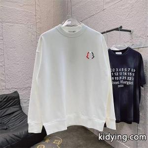 秋冬にぴったりトレンドな着こなし秋冬最新のトレンド モンクレール コピー moncler コピー__ブランド コピー 激安(日本最大級)kidying26rWDe4D