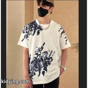 この春夏大注目 ルイ ヴィトン コピー LOUIS vuitton コピー ビジネスシーンに大活躍 半袖Tシャツ まだまだ人気継続中_ブランド コピー 激安(日本最大級)kidying26iC0Tjm