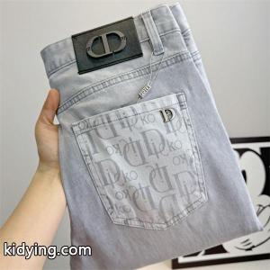 大胆なトレンド感を楽しむ デニムパンツ 春夏らしくて軽やかにする ディオール コピー dior コピーブランド コピー 激安(日本最大級)kidying261v41ji