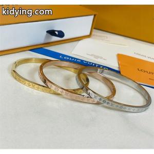 新品 3色可選春夏新作 ルイ ヴィトン ブランド コピー LOUIS vuitton ブランド コピーブレスレットブランド コピー 激安(日本最大級)kidying26yWzaiq