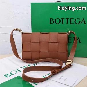 BOTTEGA veneta コピー新作コレクションボッテガヴェネタ コピーショルダーバッグコピー大容量人気ランキング上品スーパーコピーブランド激安通販 専門店kidying26Tbe85j