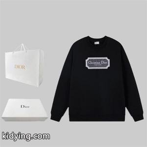 秋冬最新のトレンド ディオール コピー dior コピー 秋冬ファッションをバランスよく仕上げる プルオーバーパーカーディオール コピー dior コピー_ブランド コピー 激安(日本最大級)kidying26ryameC