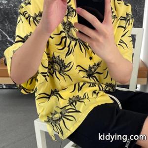 celine コピー セリーヌ コピー コピー シャツ ルーズ ハワイアン プリント入りビスコース サマースタイルを満喫kidying260jm0bm