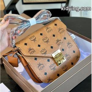 エムシーエム ブランド コピー mcm ブランド コピー ショルダーバッグ 秋冬の必需品 秋冬らしい落ち着いた雰囲気も演出_ mcm ブランド コピー_ブランド コピー 激安(日本最大級)kidying26WPHLbe