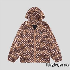 秋冬っぽいおしゃれを楽しめる ルイ ヴィトン ブランド コピー おしゃれさんに近づける LOUIS vuitton ブランド コピー ジャケットブランド コピー 激安(日本最大級)kidying26OXzqOv