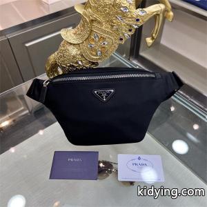 話題の商品 プラダ ブランド コピー 愛らしい春の新作  prada ブランド コピー リュック 差をつけたい人にもおすすめ_プラダ ブランド コピー メンズバッグ_バッグ メンズ_スーパーコピーブランド激安通販 専門店kidying26T95X1r