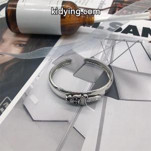 お洒落に魅せる CHROME hearts スーパーコピー クロムハーツ スーパーコピー シルバー925 バングル_クロムハーツ スーパーコピー CHROME hearts スーパーコピー_ブランド コピー 激安(日本最大級)kidying26Xnq8Tj