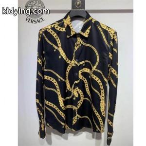 カジュアルに着こなし ヴェルサーチ コピーversace コピー 長袖 /ロンT/ロングT/ロングTシャツ 超カッコイイ　春夏爽やかな新作が流行り_ヴェルサーチ コピー versace コピー_ブランド コピー 激安(日本最大級)kidying26WbW5fq