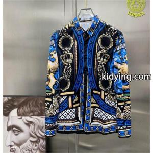 おしゃれな着こなし versace スーパーコピー 冬のコーデも上品なイメージにしてくれる ヴェルサーチ スーパーコピー シャツ この秋で旬のスタイルを楽しむ_ヴェルサーチ スーパーコピー versace スーパーコピー_ブランド コピー 激安(日本最大級)kidying26Wz4HTj