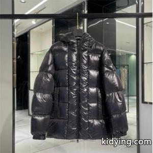 moncler コピーブランド 冬のコーデも上品なイメージにしてくれる モンクレール コピーブランド この秋で旬のスタイルを楽しむ メンズ ダウンジャケット 秋冬のコーデの強い味方_モンクレール コピーブランド moncler コピーブランド_ブランド コピー 激安(日本最大級)kidying26qeKbui