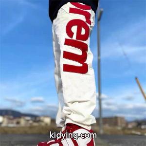 シュプリーム コピー 21SS スラックス トレンド感のある印象を作るベーシックな1枚 人気偽物kidying26C09HLr