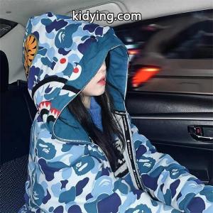 BAPE コピー 秋冬 復古 定番 グレー カモフラージュ シャーク 連帽 ジップアップ ベイプkidying26HTrOzm
