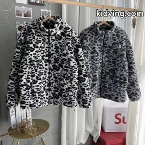 大活躍の予感 TNF ザ ノースフェイスコピージャケット 暖か柔らかフリース素材 かわいい 黒と白レオパードkidying26T1HPPr