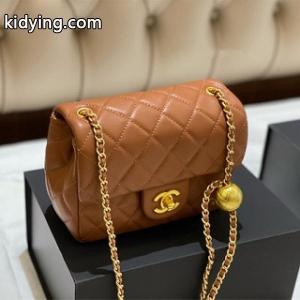 世界中から愛される スーパーコピー 通販 ショルダーバッグ レディなタッセル チェーン 女心をくすぐるkidying26OzCSLb