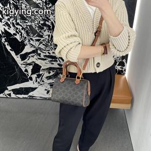 セリーヌ コピートリオンフキャンバス カジュアルを一歩大人に celine コピー ボストンバッグ偽物 2026レディ夏ファション入荷kidying26KHLf8f
