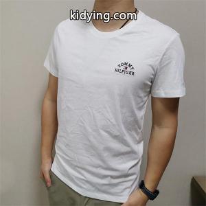 フロント左胸にTommyhilfiger コピートミーブランド人気ロゴ 半袖ｔシャツコピー 黑 白 濃いブルーkidying264H15bi