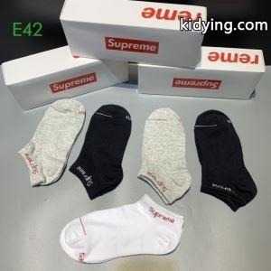 靴下 2026秋のファッショントレンドはこれ シュプリーム ブランド コピー 暖かみを感じるコーデになる supreme ブランド コピー 今季トレンド新作はこれ_シュプリーム ブランド コピー supreme ブランド コピー_ブランド コピー 激安(日本最大級)kidying268Tf05v