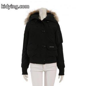カナダグース コピー CANADA goose コピー ダウンジャケット チリワックボンバー 黒 アウター 7950L ファー付き CHILLIWACK BOMBER レディース 通販 ショッピングkidying26eODquy
