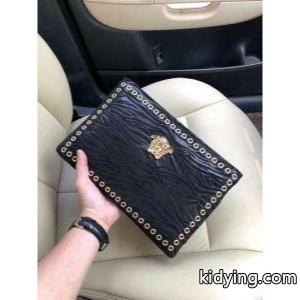 クラッチバッグ 2026最新入荷 ヴェルサーチ コピー versace コピー 型崩れしにくい 数量限定特別価格_ヴェルサーチ コピー versace コピー_ブランド コピー 激安(日本最大級)kidying26nyeaSv