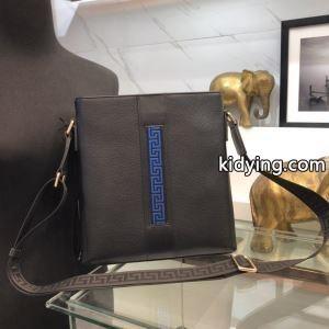 ヴェルサーチ スーパーコピー様々なスタイルを実現 versace スーパーコピー 余裕のあるコーデに挑戦ショルダーバッグ_ヴェルサーチ スーパーコピー versace スーパーコピー_ブランド コピー 激安(日本最大級)kidying26fmmKbe