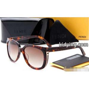 個性的　fendi コピー　フェンディ コピー　コピー　サングラス　最高ランク　メガネ ヒョウ柄フレームkidying269Xnmie