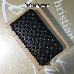 上質クリスチャン ルブタン 財布 コピーラウンドファスナースパイクスChristian louboutin コピーブランド ウォレットブラックkidying26qeaaKn