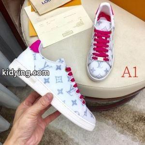 3色可選 ルイ ヴィトン ブランド コピー 秋冬らしく着こなそう LOUIS vuitton ブランド コピー 冬のコーデも上品なイメージにしてくれる ランニングシューズ 冬ムードを盛り上げる_ルイ ヴィトン ブランド コピー LOUIS vuitton ブランド コピー_ブランド コピー 激安(日本最大級)kidying26yqS1nm