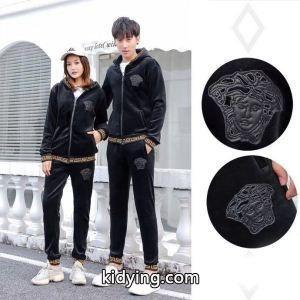 限定セール正規品かっこいいファッションセンスパーカー上品爽やかブラック男女兼用ヴェルサーチ ブランド コピー スーパー コピーkidying26jWHLra