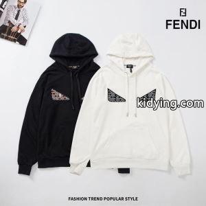 冬のコーデも上品なイメージにしてくれる パーカー フェンディ ブランド コピー 冬ムードを盛り上げる fendi ブランド コピー 防寒とおしゃれを両立させるコーデ 冬コーデの名脇役_フェンディ ブランド コピー fendi ブランド コピー_ブランド コピー 激安(日本最大級)kidying2655jSXv