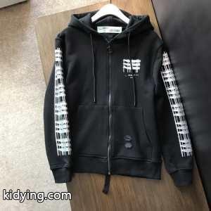 2026秋冬におしゃれな着こなし ふんわりまとって暖かお洒落 Off-white スーパーコピー オフホワイト スーパーコピー ブルゾン_Off-white スーパーコピー オフホワイト スーパーコピー_ブランド コピー 激安(日本最大級)kidying26iCG9by