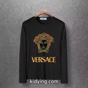 冬コーデが華やぐ本命 2026秋冬におすすめ着こなし ヴェルサーチ コピーブランド versace コピーブランド 長袖Tシャツ 4色可選_ヴェルサーチ コピーブランド versace コピーブランド_ブランド コピー 激安(日本最大級)kidying26Gj4HLj