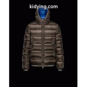 軽量で暖かいモンクレール コピーセールジェンバートダウンジャケットmoncler コピー JEANBARTダウンアウターブラウンkidying26va8Pra