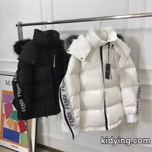 2026-21秋冬人気新品fendi ブランド コピー フェンディ ブランド コピー 服 着回し抜群 きれいめ大人スタイルサイズ感 レディースkidying265Lzu0b
