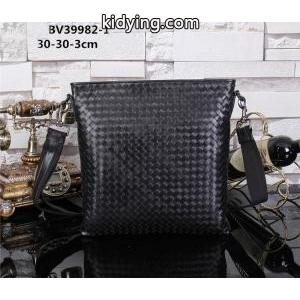 2026 BOTTEGA veneta スーパーコピー ボッテガ ヴェネタ スーパーコピー 高級感演出 メンズ用斜め掛け/肩掛けバッグ BV39982-1_ボッテガ ヴェネタ スーパーコピー メンズバッグ_バッグ メンズ_スーパーコピーブランド激安通販 専門店kidying26KH99Lv
