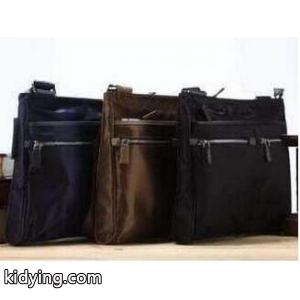 大活躍　 prada コピー プラダ コピー ショルダーバッグ 人気販売　斜め掛けバッグ 3色可選 _プラダ コピー メンズバッグ_バッグ メンズ_スーパーコピーブランド激安通販 専門店kidying26HraGry