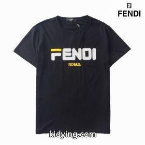 大人OK&fendi スーパーコピー×FILAコラボ 2026SS&ロゴ入Tシャツ&2色&10~14Y39686081フェンディ スーパーコピー コピー黒白吸水速乾生地kidying26CK1Dmq