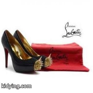 シャープな印象に CHRISTIAN louboutin コピールブタン 新作 コピー　実用性も兼ね備えるパンプス_クリスチャンルブタン コピー CHRISTIAN louboutin コピー_ブランド コピー 激安(日本最大級)kidying26HbaiSn