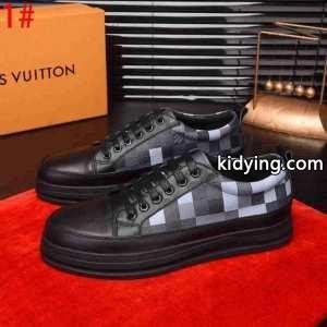トレンドライクになりがち ルイ ヴィトン ブランド コピー 2026秋冬の必需品 LOUIS vuitton ブランド コピー 多色可選 ランニングシューズ ナチュラルコーデに使いやすい_ルイ ヴィトン ブランド コピー LOUIS vuitton ブランド コピー_ブランド コピー 激安(日本最大級)kidying26SX1bim
