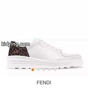 フェンディ ブランド コピー秋冬ファッションをおしゃれに着こなし fendi ブランド コピー 2026年秋冬最新のトレンド ランニングシューズ この秋トレンドに合わせる着こなし_フェンディ ブランド コピー fendi ブランド コピー_ブランド コピー 激安(日本最大級)kidying26jySj4z