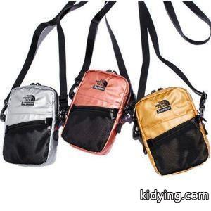 3色可選supreme コピーＸThe North face コピー® Metallic Shoulder Bagシュプリーム コピーコピー18SSメタリックショルダーバッグ、ゴルードkidying26viG1Dy