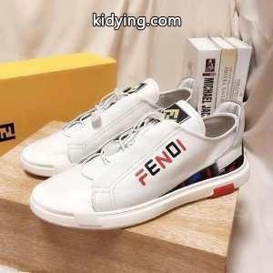 秋冬ナチュラルコーデに大活躍 フェンディ コピー fendi コピー おしゃれさんに近づける ランニングシューズ 今回の秋冬に欲しいスタイル_フェンディ コピー fendi コピー_ブランド コピー 激安(日本最大級)kidying26q4rOfu