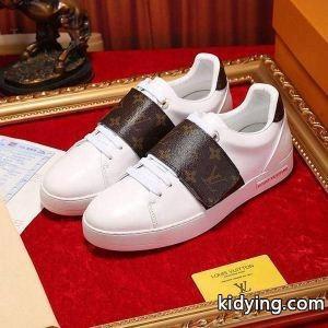 春夏の爽やかなスタイル 大変大人気2026 LOUIS vuitton スーパーコピー ルイ ヴィトン スーパーコピー カジュアルシューズ 男女兼用_ルイ ヴィトン スーパーコピー LOUIS vuitton スーパーコピー_ブランド コピー 激安(日本最大級)kidying2619Xf8D